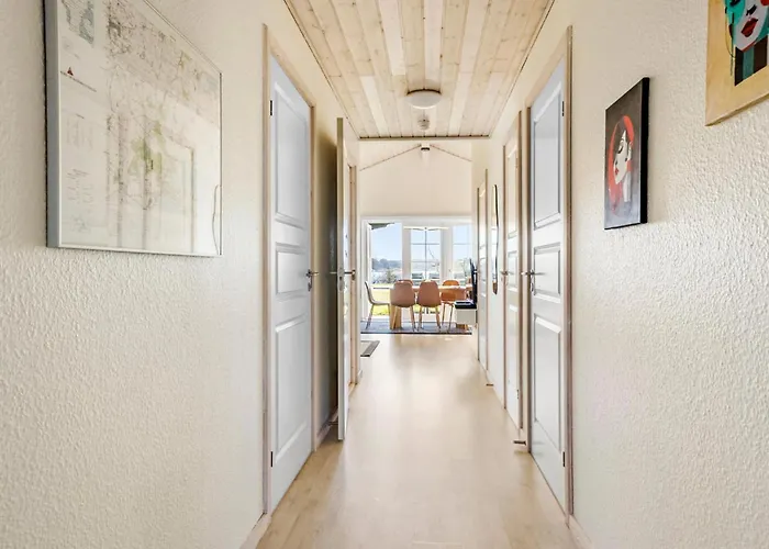 Marina Fiskenaes Ferienhaus *